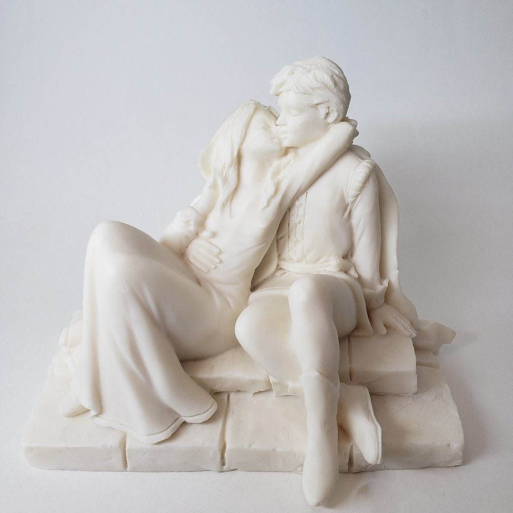Signed Vivian C-Romeo & Juliet in Embrace Seated Italian Sculpture-Paperweight